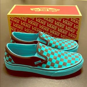 static black reflective yeezys